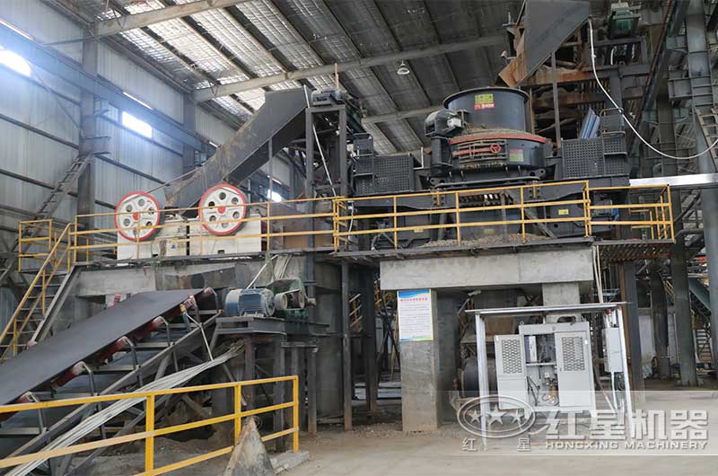 細(xì)鄂破與制砂機(jī)作業(yè)現(xiàn)場(chǎng) 細(xì)鄂破與制砂機(jī)作業(yè)現(xiàn)場(chǎng)