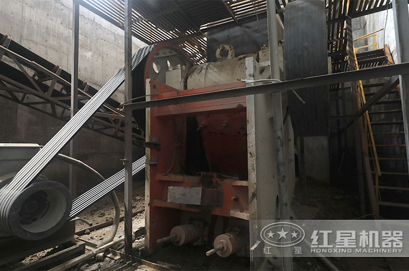 HD98德版顎式破碎機 HD98德版顎式破碎機