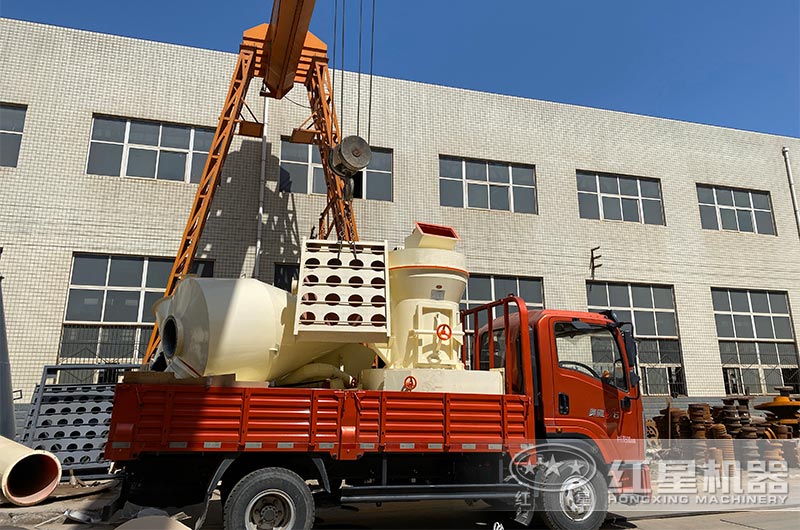 紅星機(jī)器小型磨粉機(jī)發(fā)貨 紅星機(jī)器小型磨粉機(jī)發(fā)貨